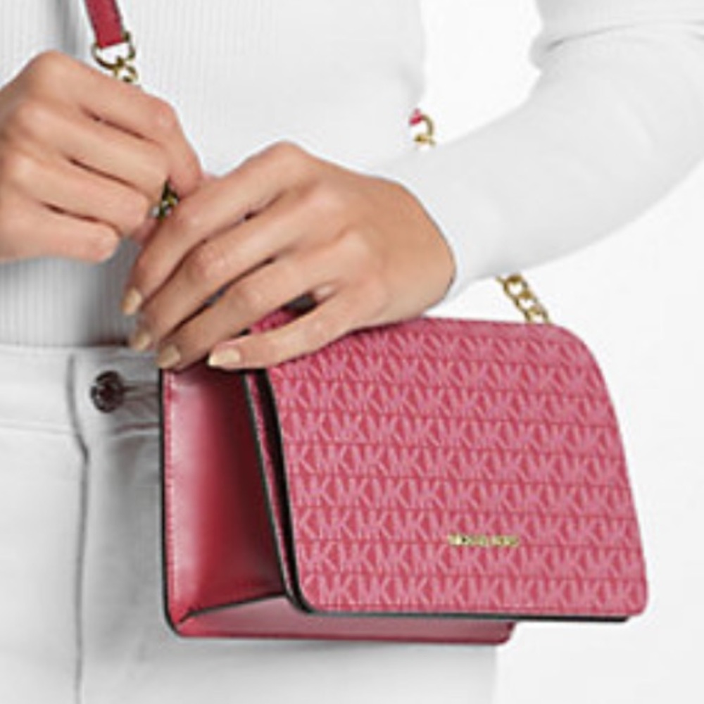 MICHAEL KORS Jet Set Signature Logo Crossbody Bag
Dark Raspberry 
NWT